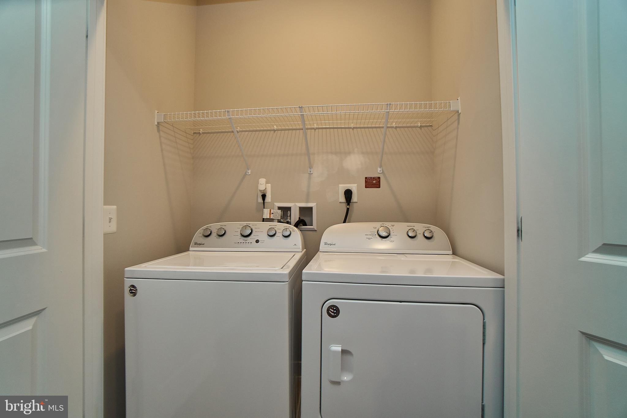 METROPARK AT ARROWBROOK - Residential Lease