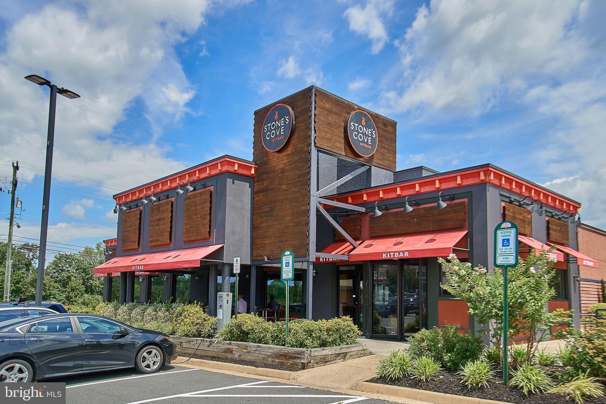 METROPARK AT ARROWBROOK - Residential Lease