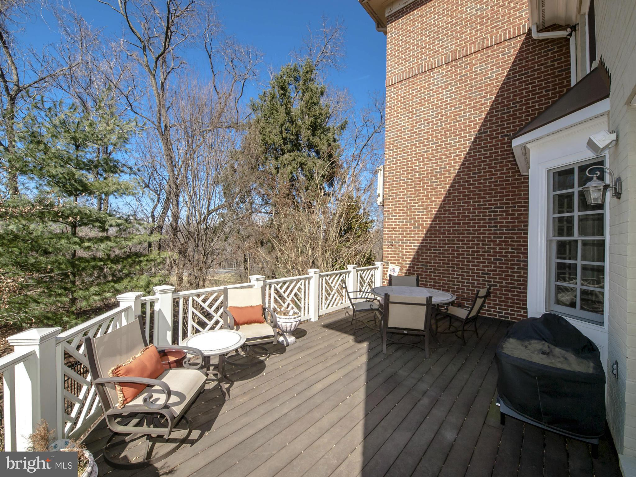 CHAIN BRIDGE TERRACE - Residential