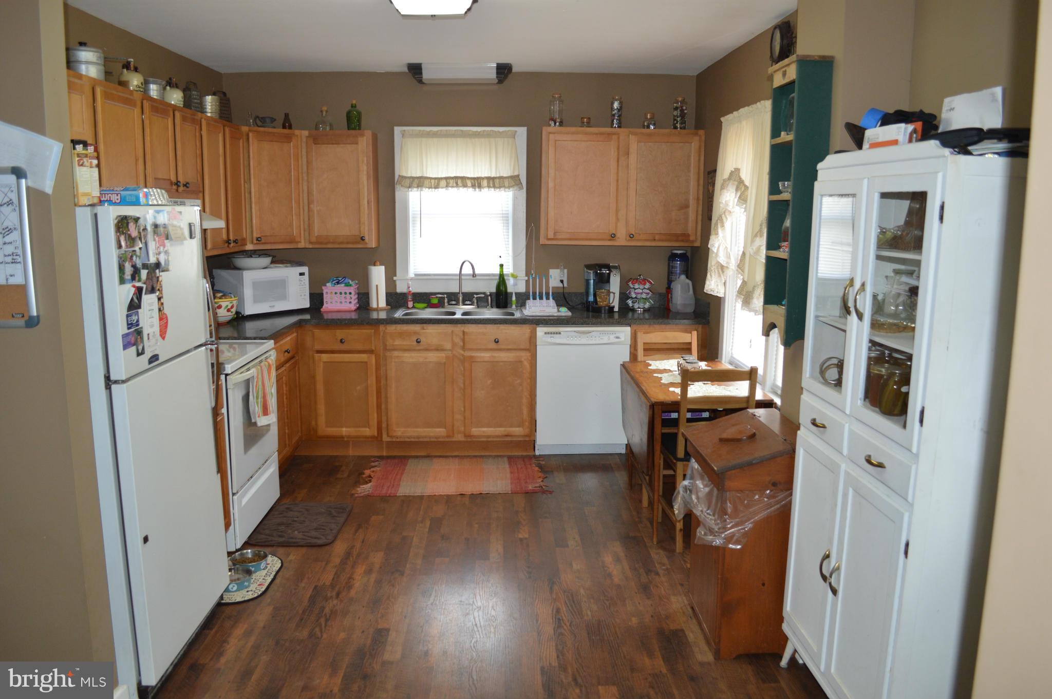 WASHINGTON COURT - Residential