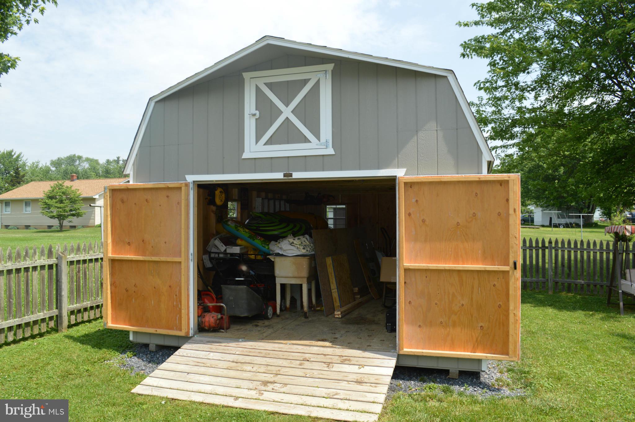 WASHINGTON COURT - Residential