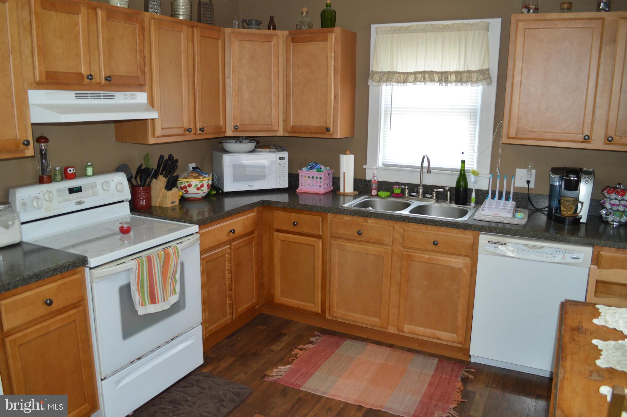 WASHINGTON COURT - Residential