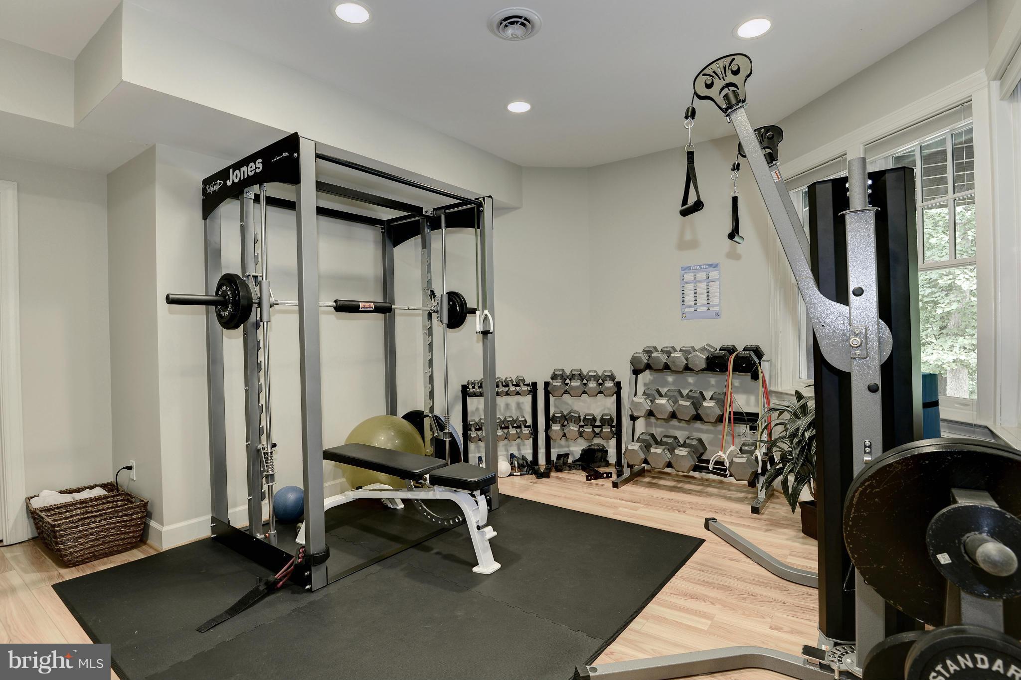 MERRY GO ROUND FARM - Residential