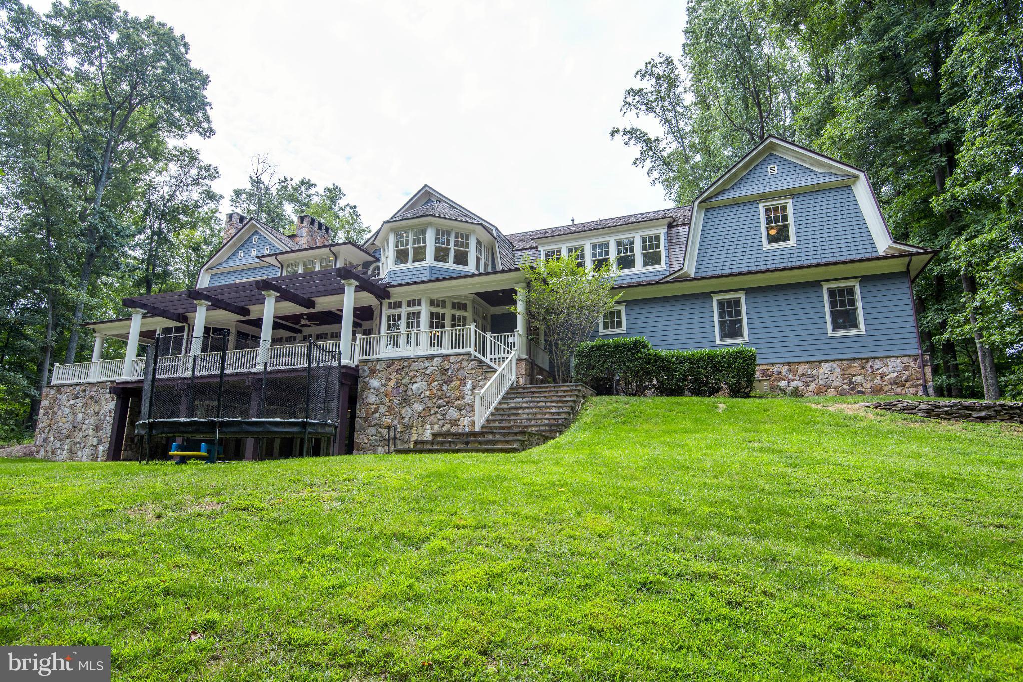 MERRY GO ROUND FARM - Residential