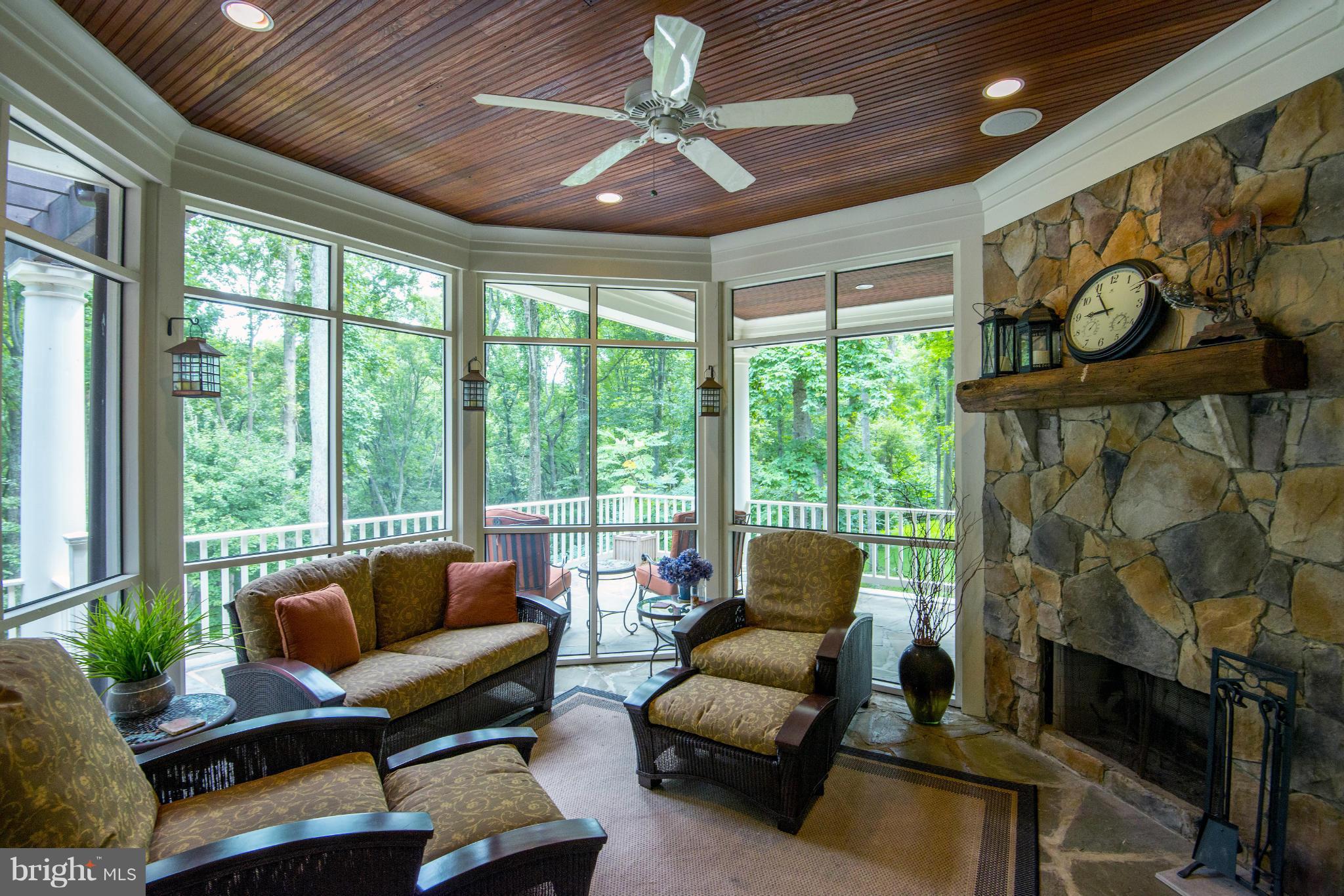 MERRY GO ROUND FARM - Residential