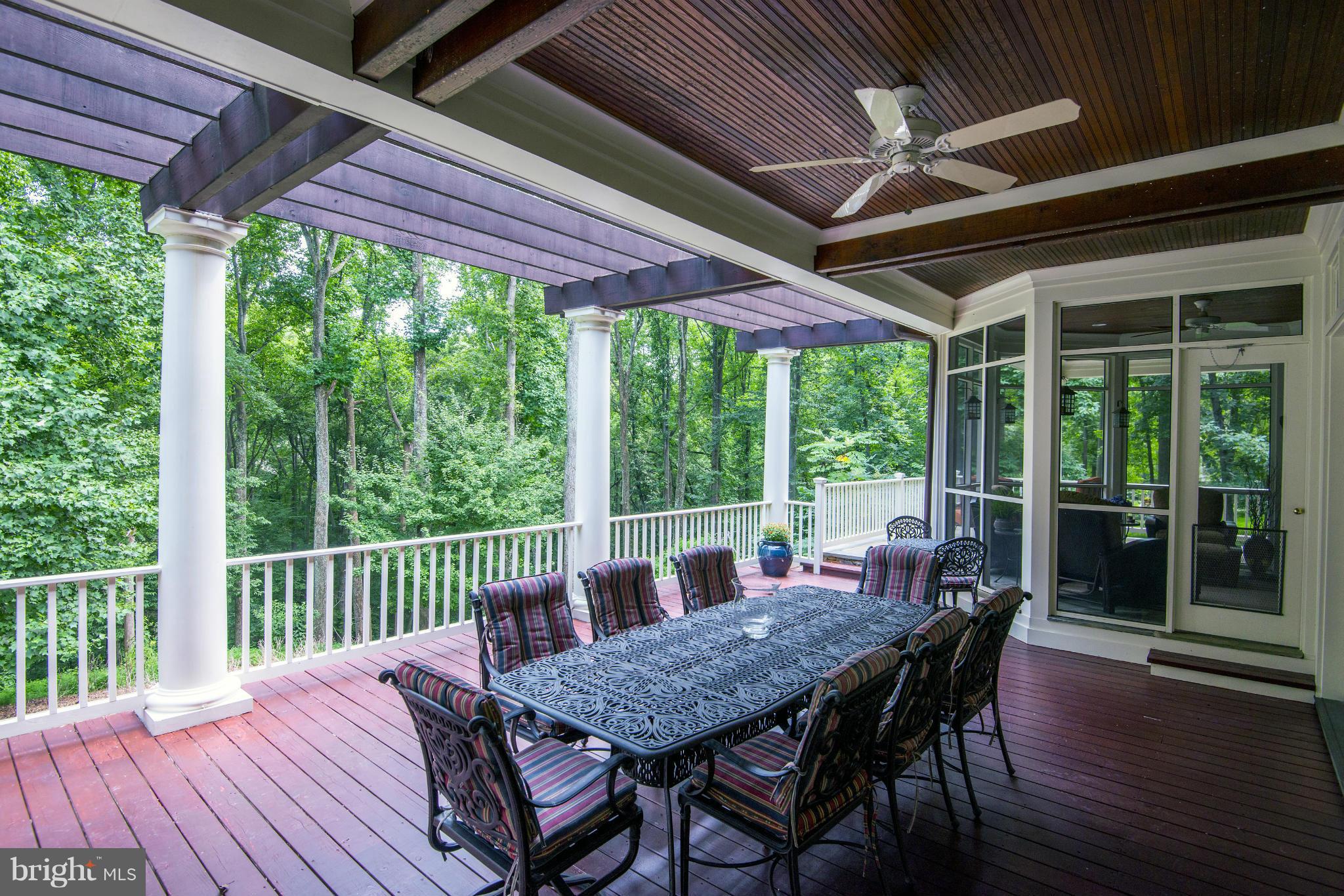 MERRY GO ROUND FARM - Residential