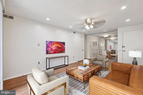 Condo For Sale - 507 Wilson Bridge Drive #6706 A-2<br/> OXON HILL, MD 20745