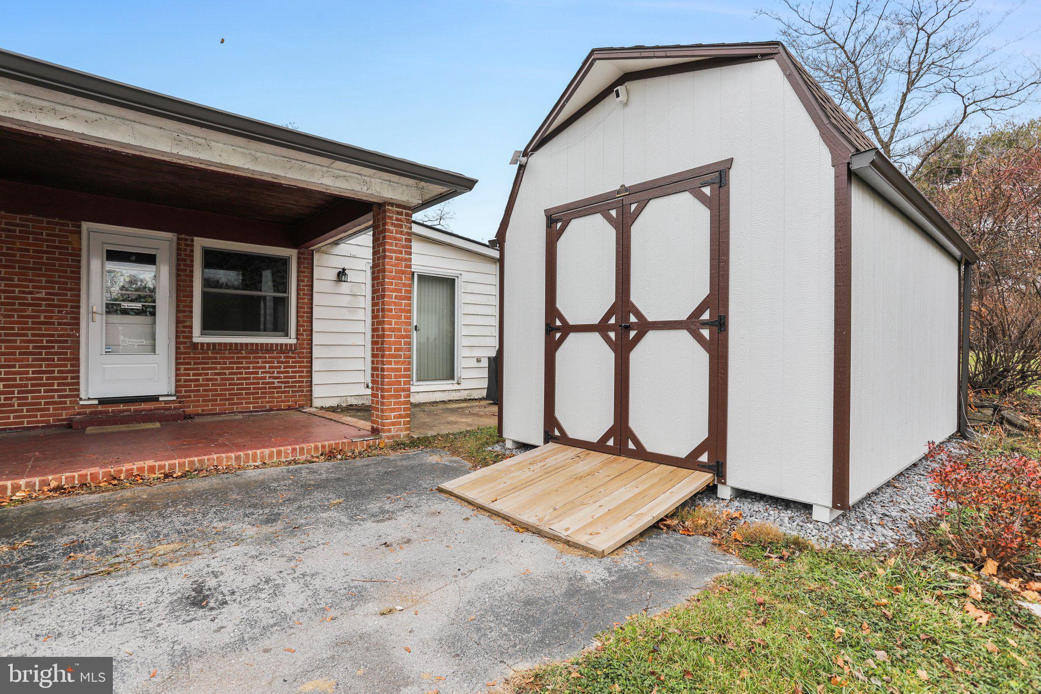 ROBINWOOD - Residential