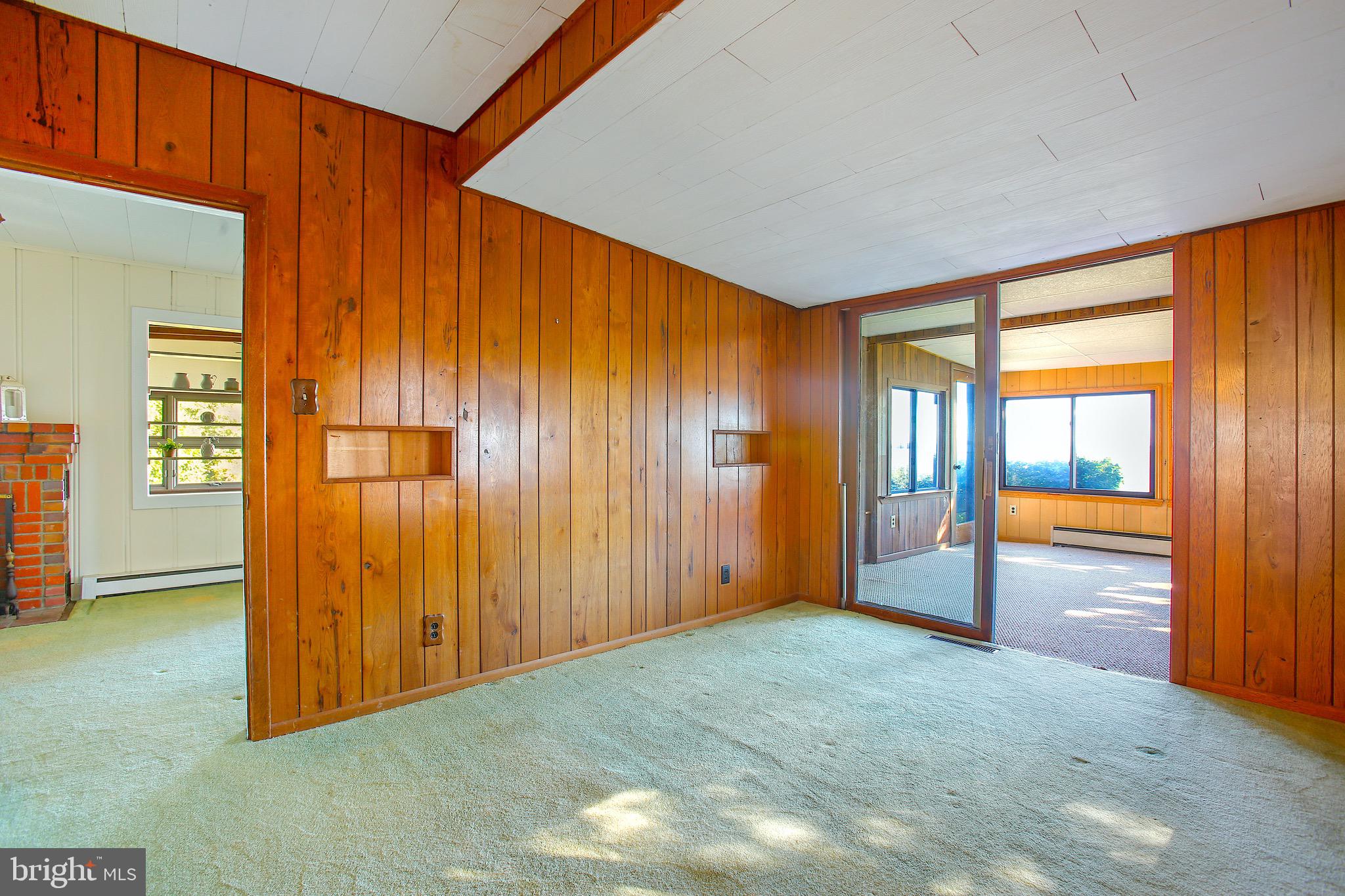 SHOREHAM BEACH - Residential