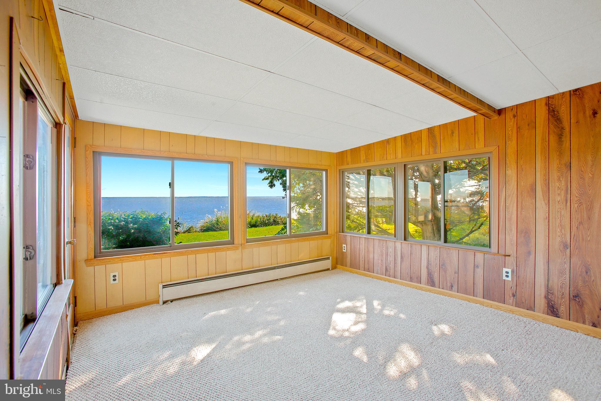 SHOREHAM BEACH - Residential