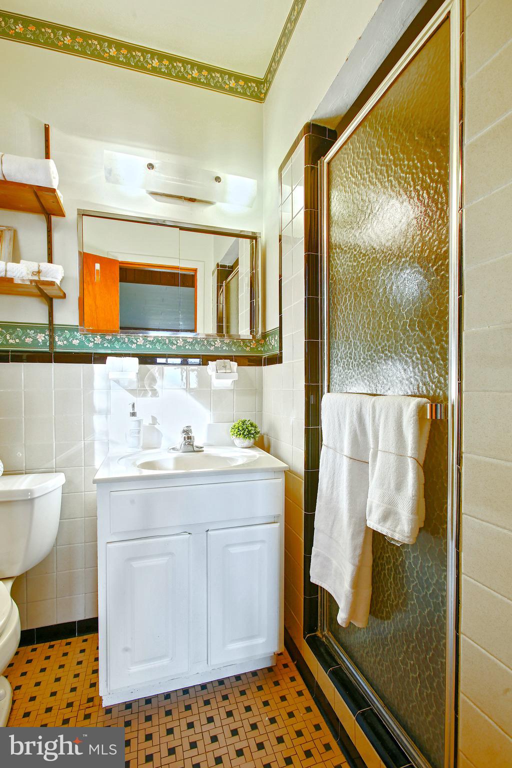 SHOREHAM BEACH - Residential