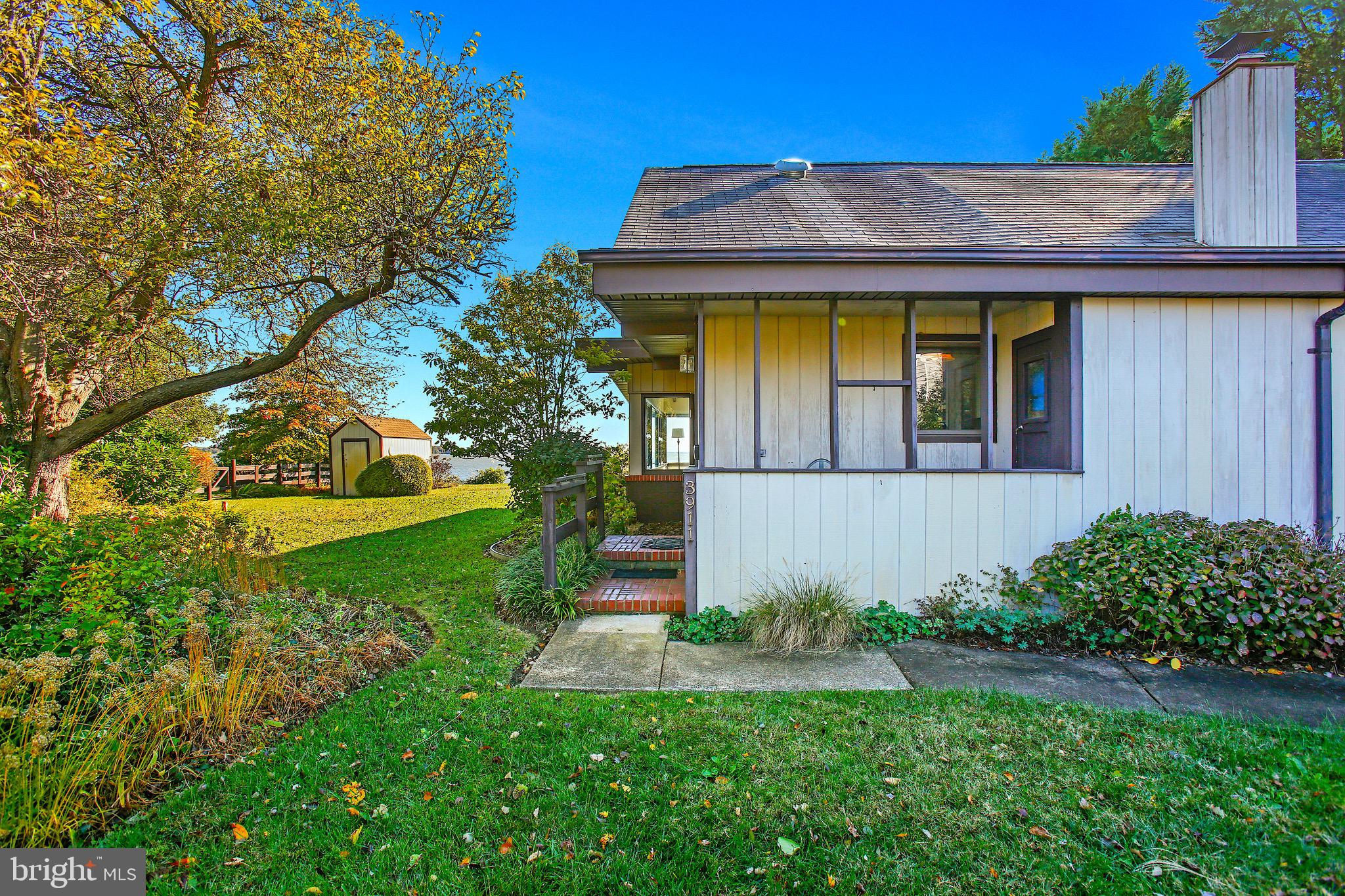 SHOREHAM BEACH - Residential