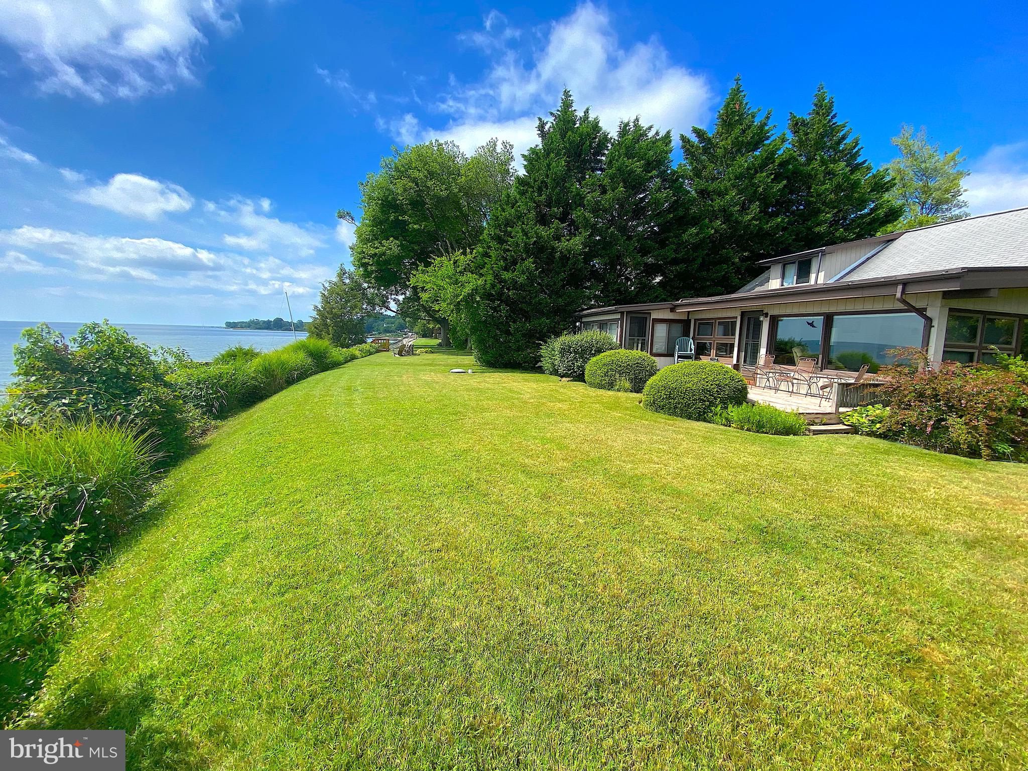 SHOREHAM BEACH - Residential