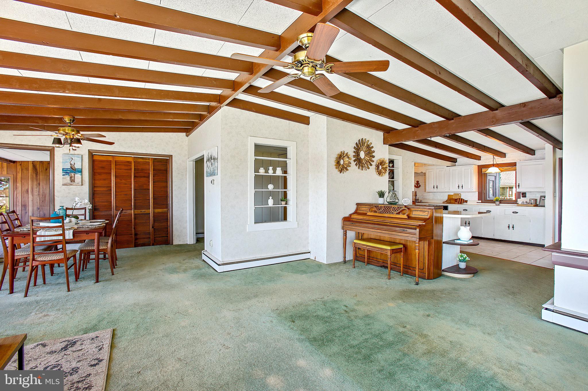 SHOREHAM BEACH - Residential