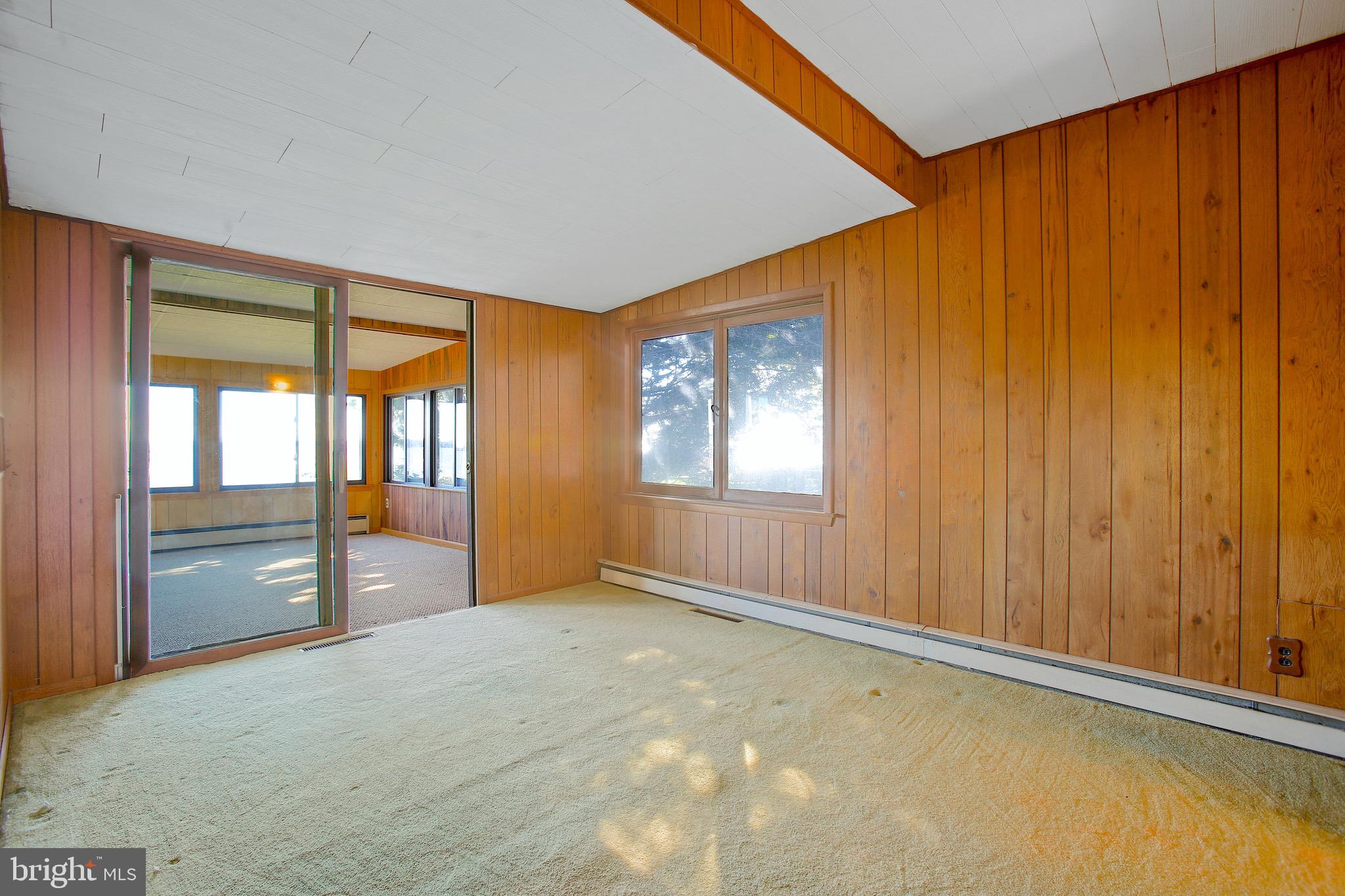 SHOREHAM BEACH - Residential