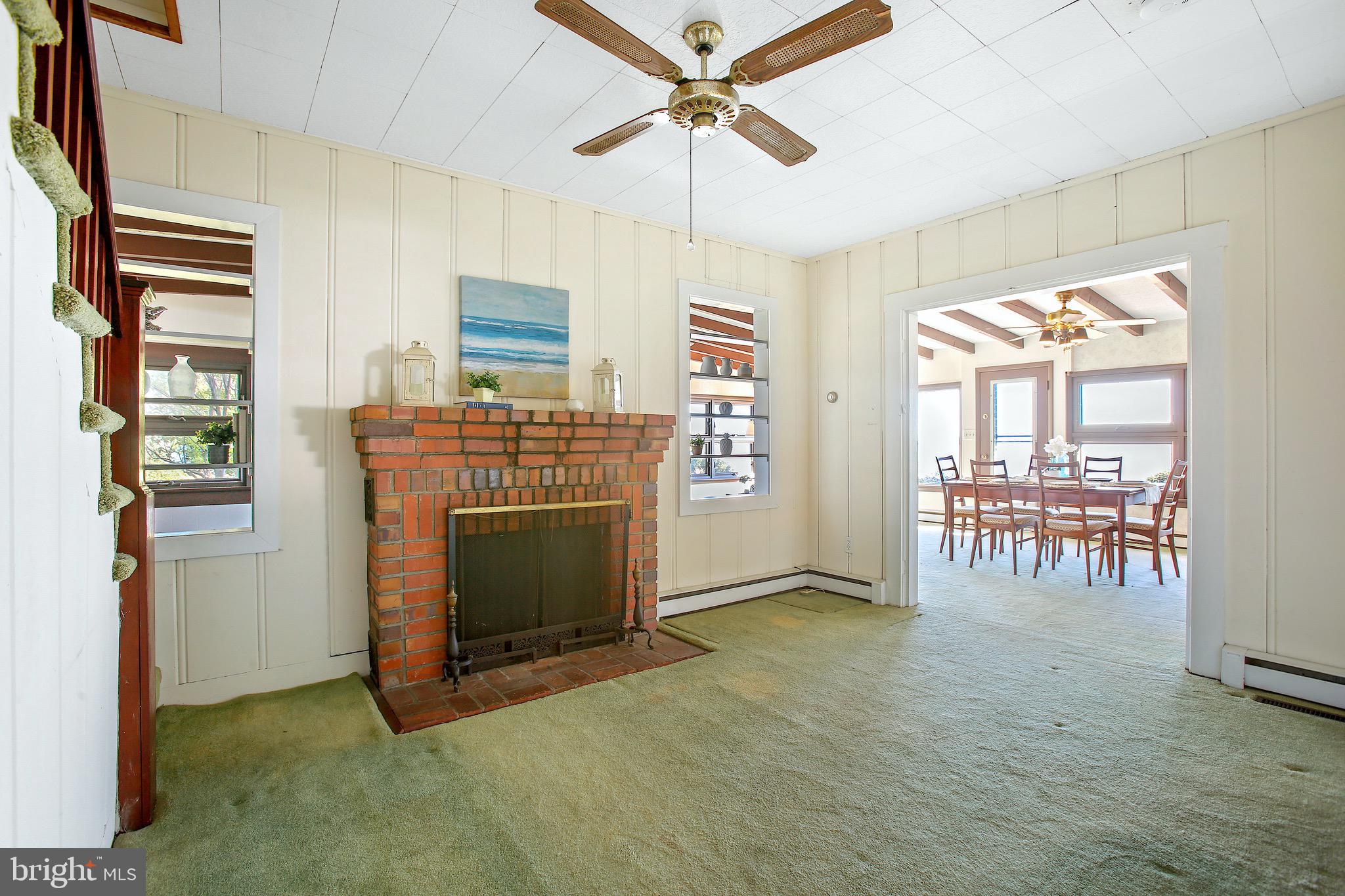 SHOREHAM BEACH - Residential