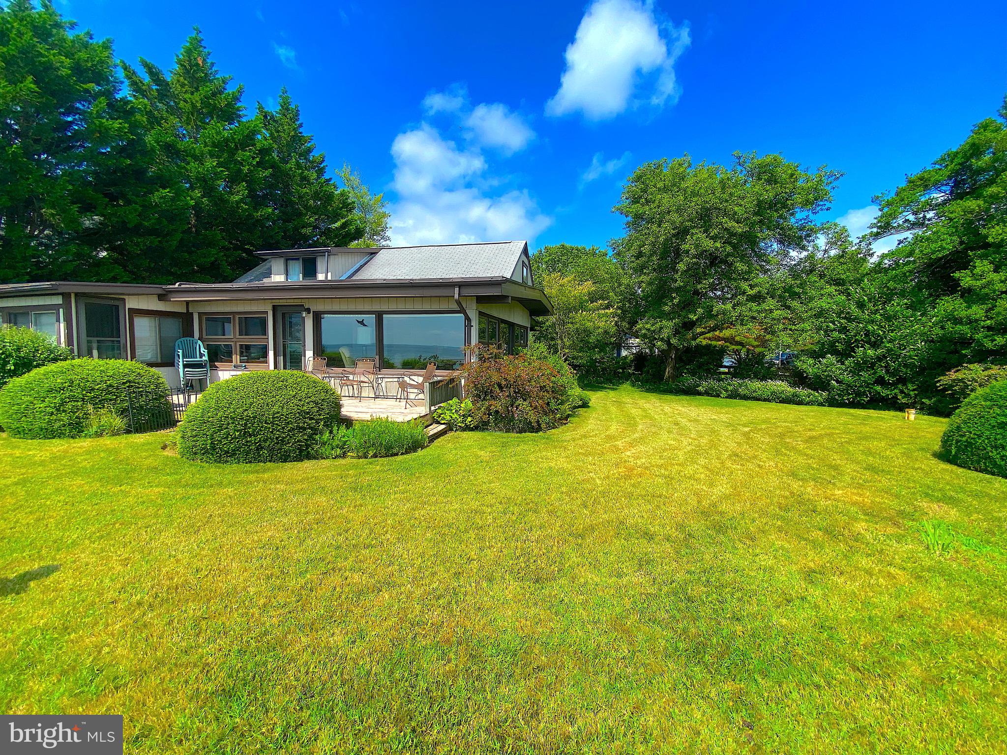 SHOREHAM BEACH - Residential