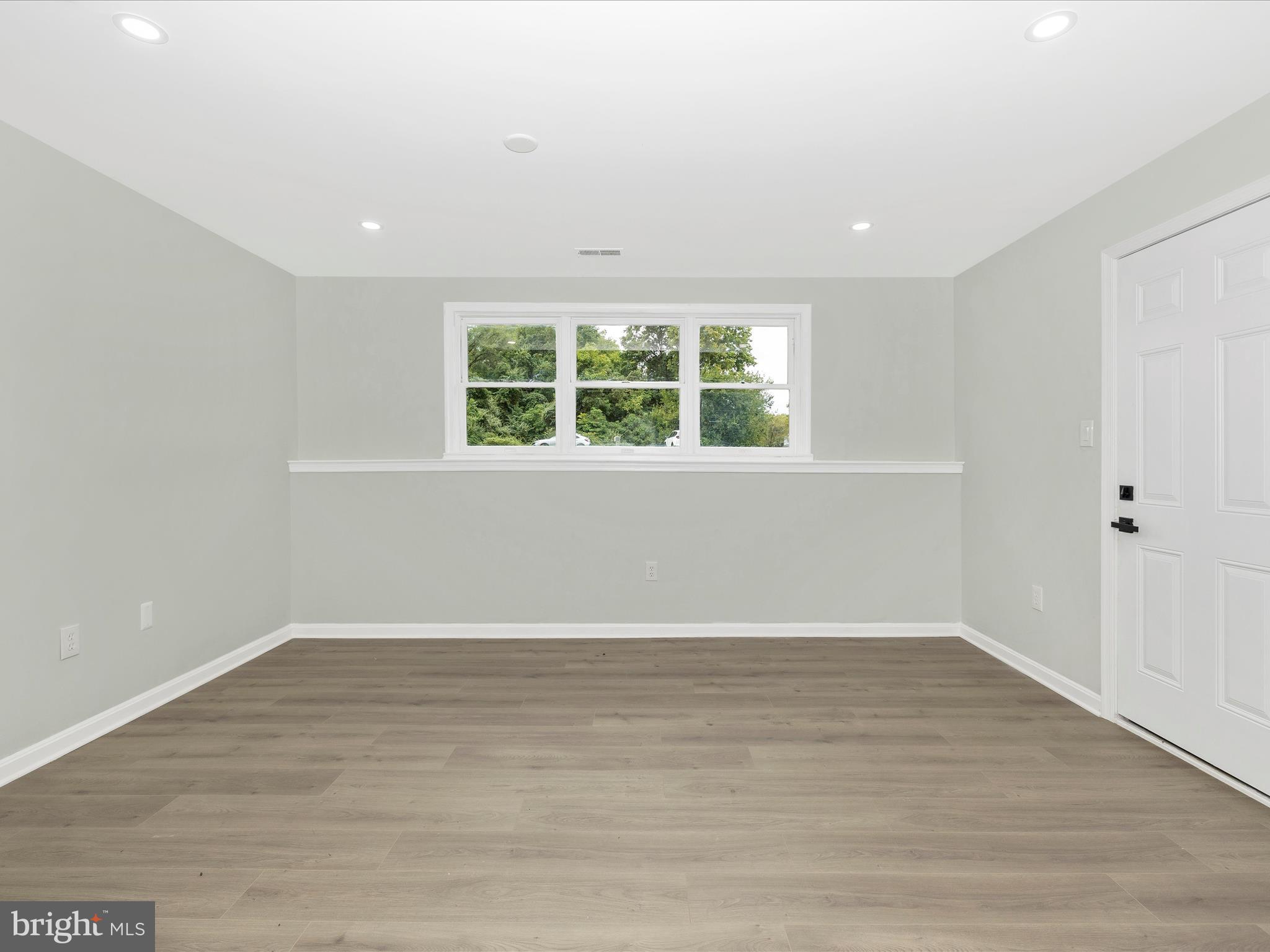 OAKLEIGH - Residential