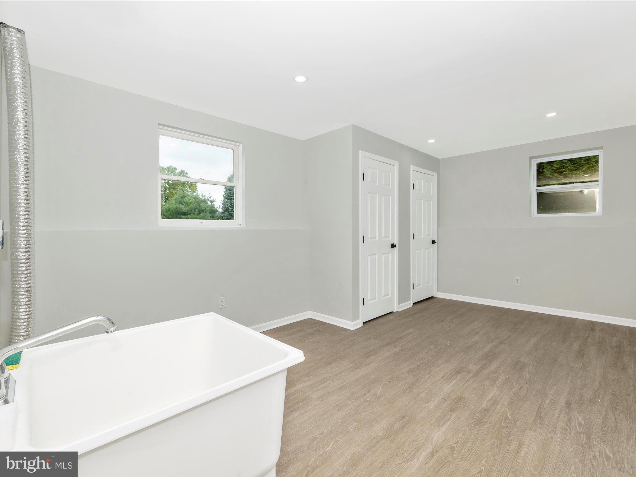 OAKLEIGH - Residential