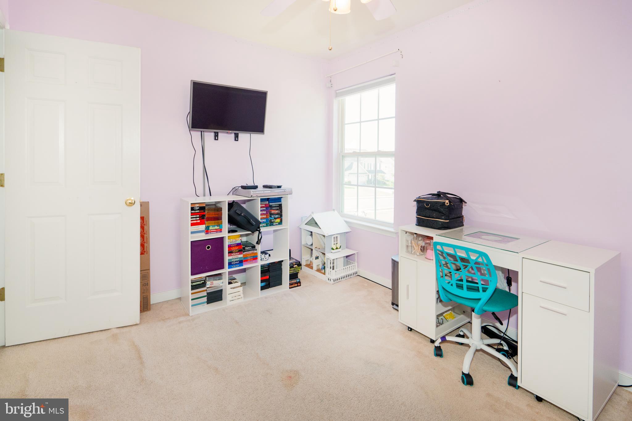 COUNTRYSIDE - Residential