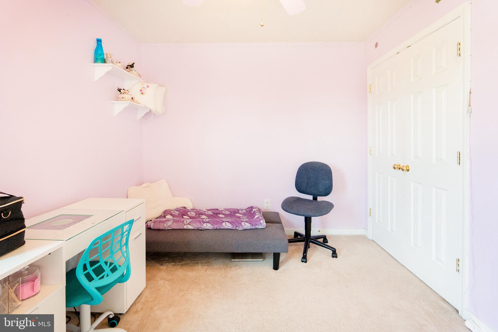 COUNTRYSIDE - Residential