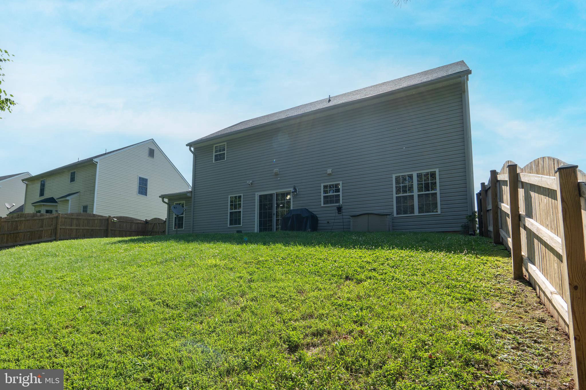 COUNTRYSIDE - Residential