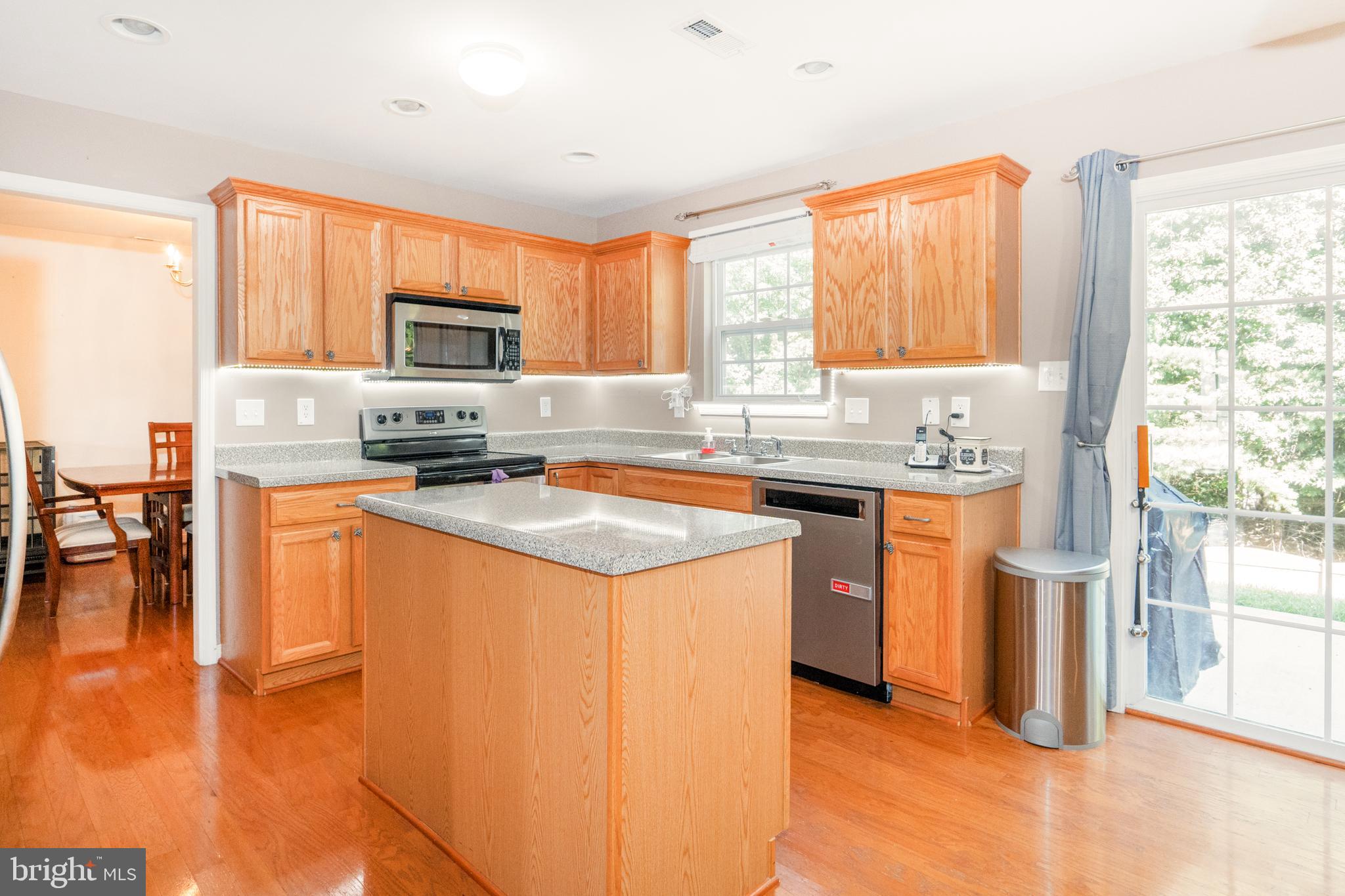 COUNTRYSIDE - Residential