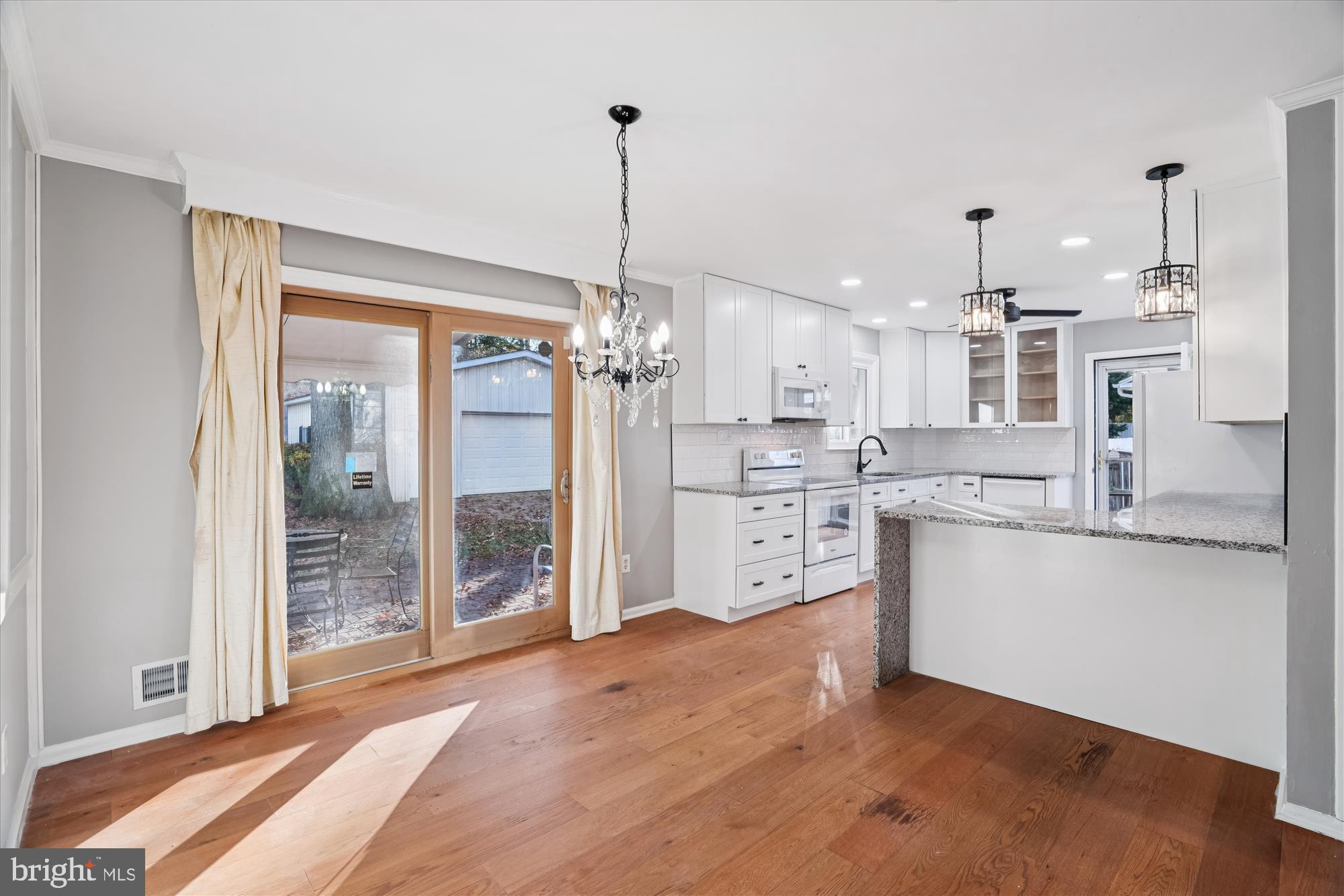 CALVERTON - Residential