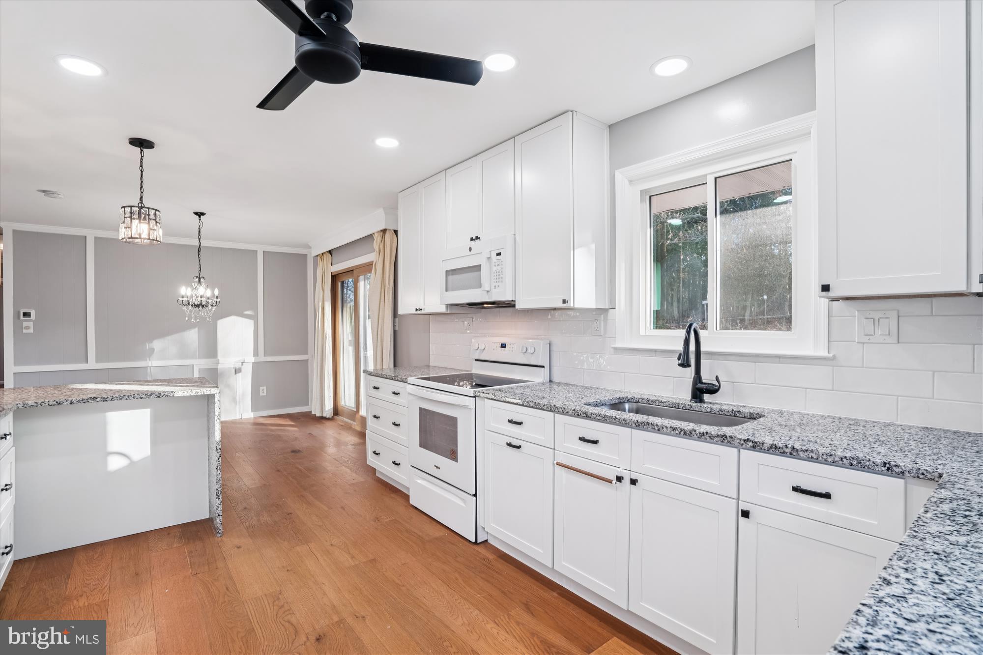 CALVERTON - Residential