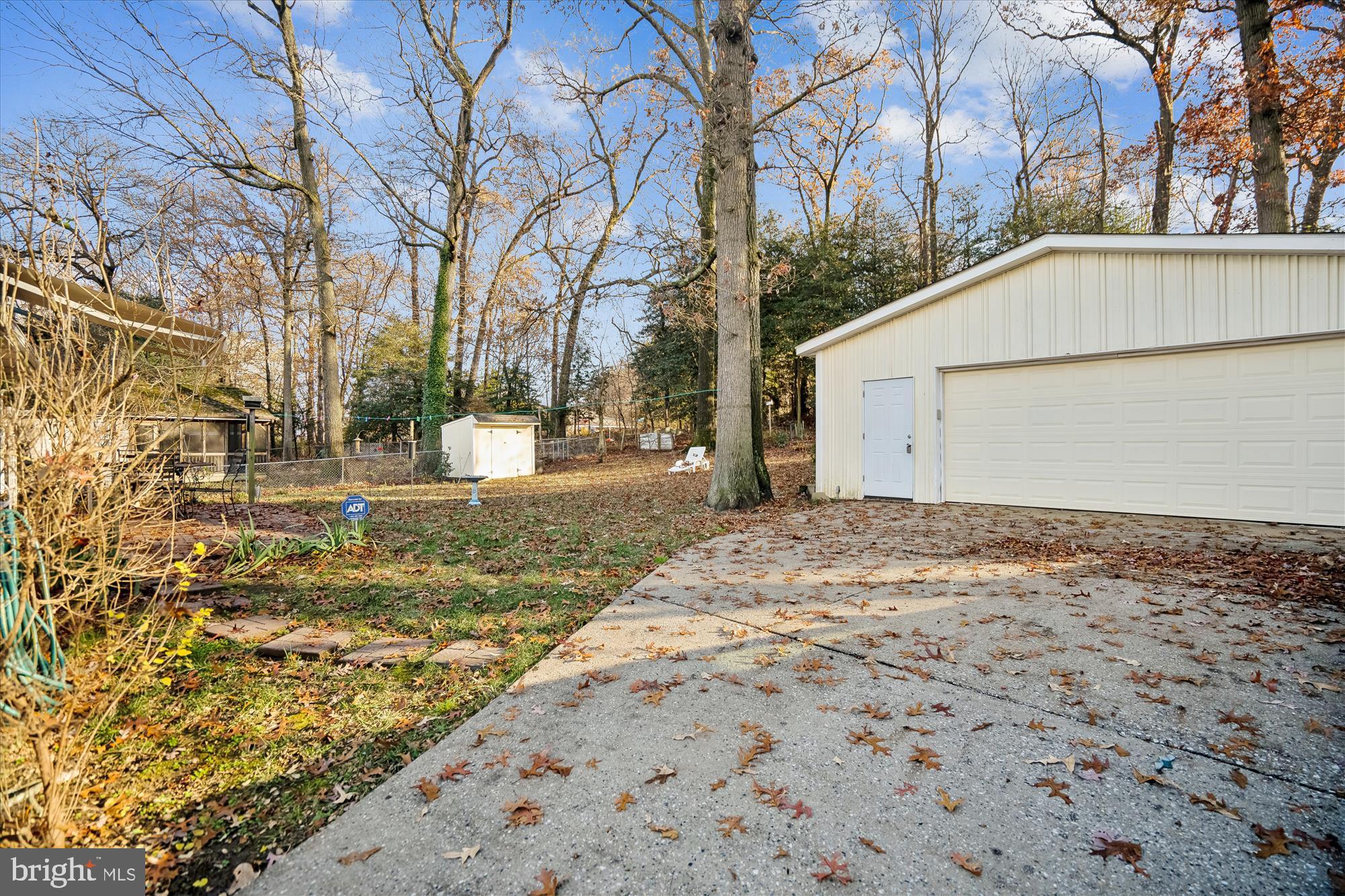 CALVERTON - Residential