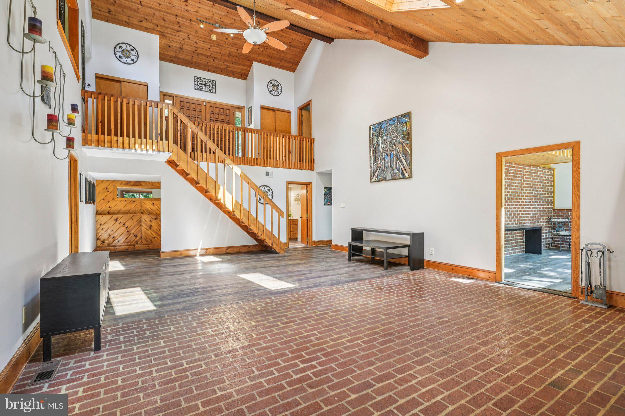 WEST WHITELAND TWP - Residential