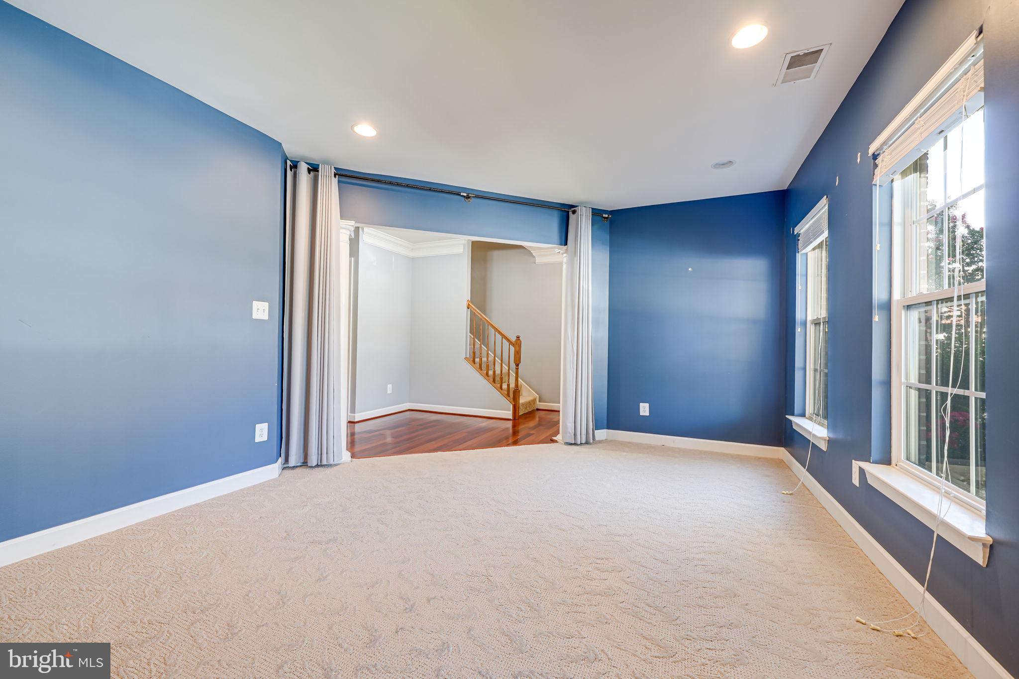 PORT POTOMAC - Residential