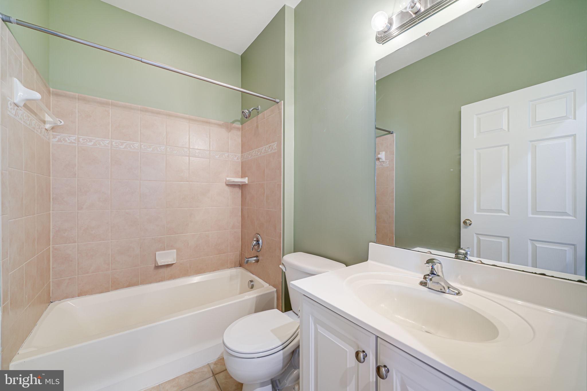 PORT POTOMAC - Residential