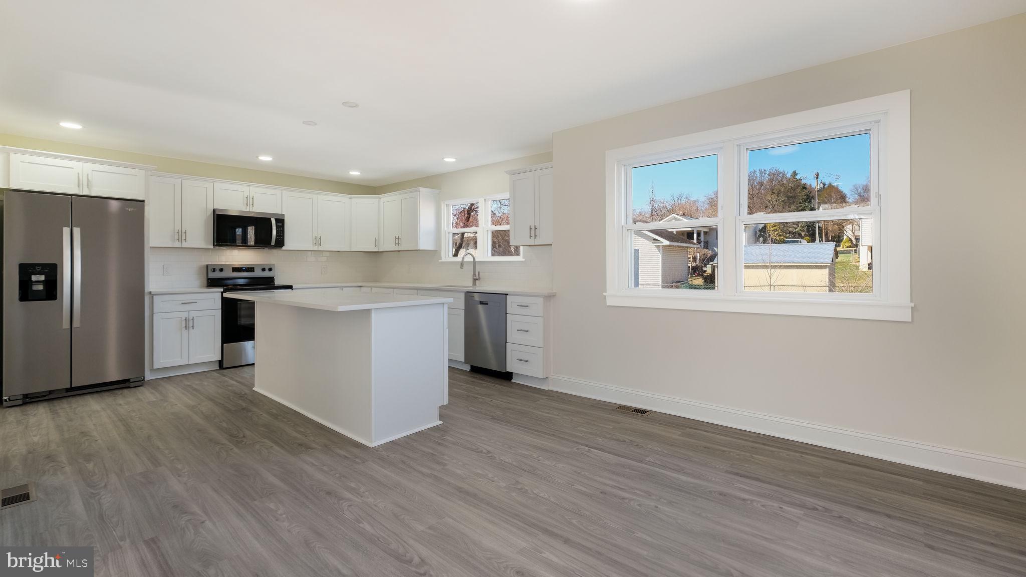 WOODBROOK - Residential