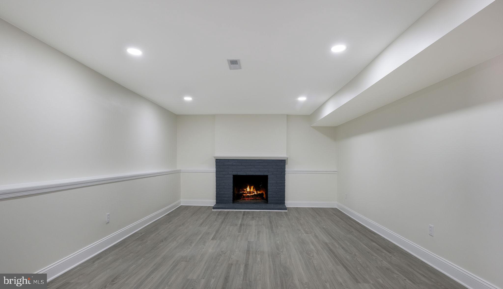 WOODBROOK - Residential