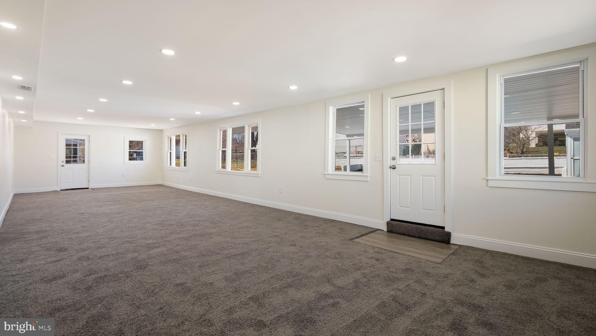 WOODBROOK - Residential