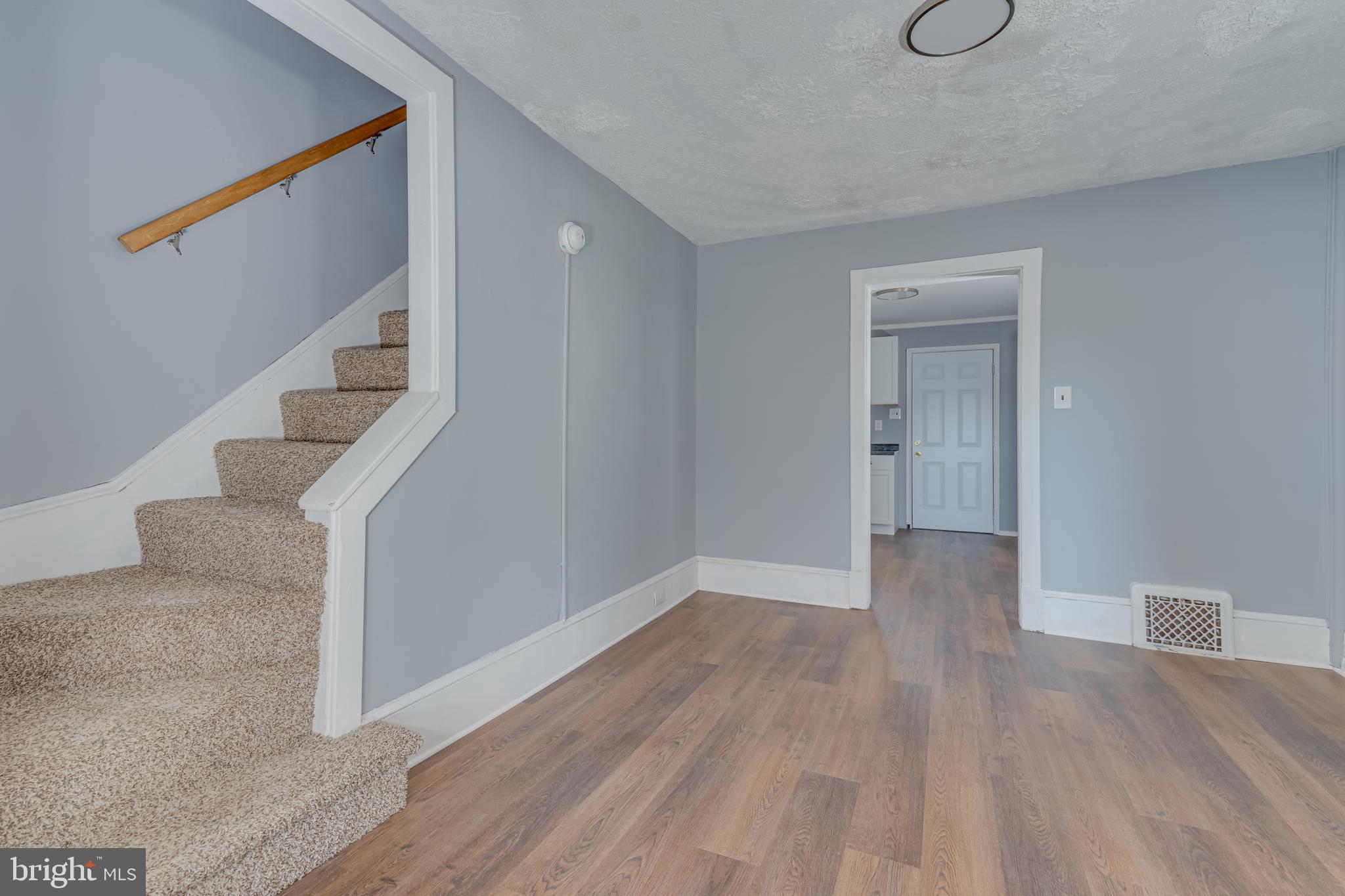 MARTINSBURG CITY - Residential Income