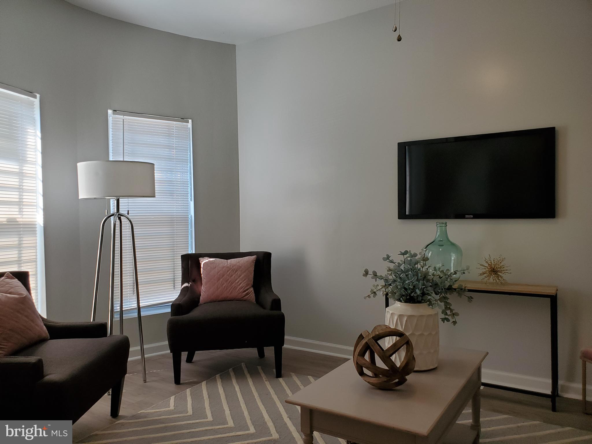 BARCLAY - Residential