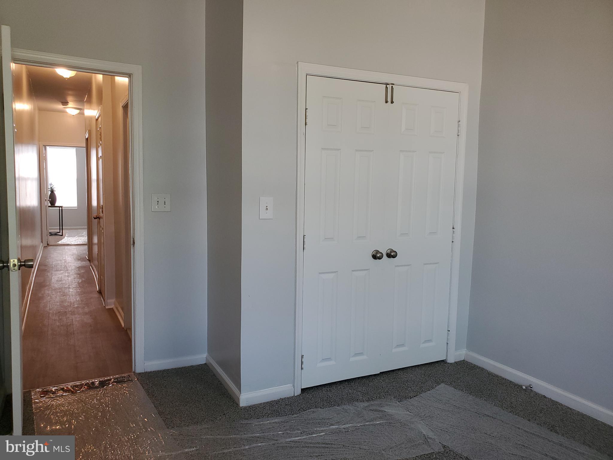 BARCLAY - Residential