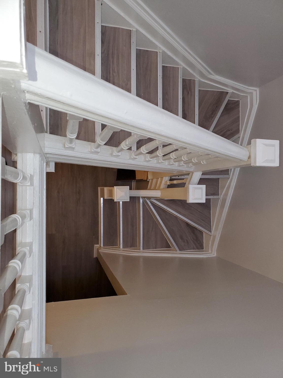 BARCLAY - Residential