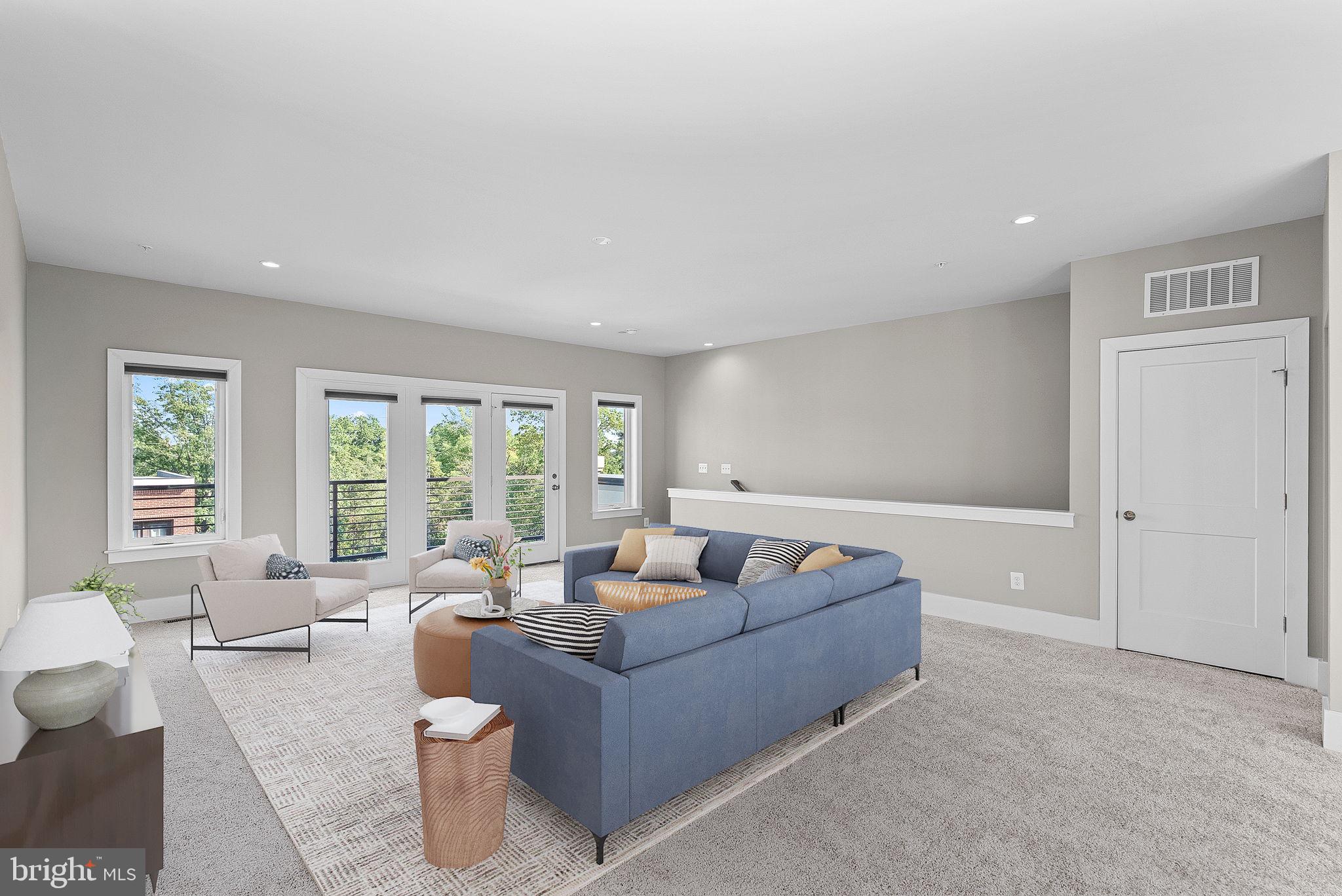 ASHBURN OVERLOOK - Residential