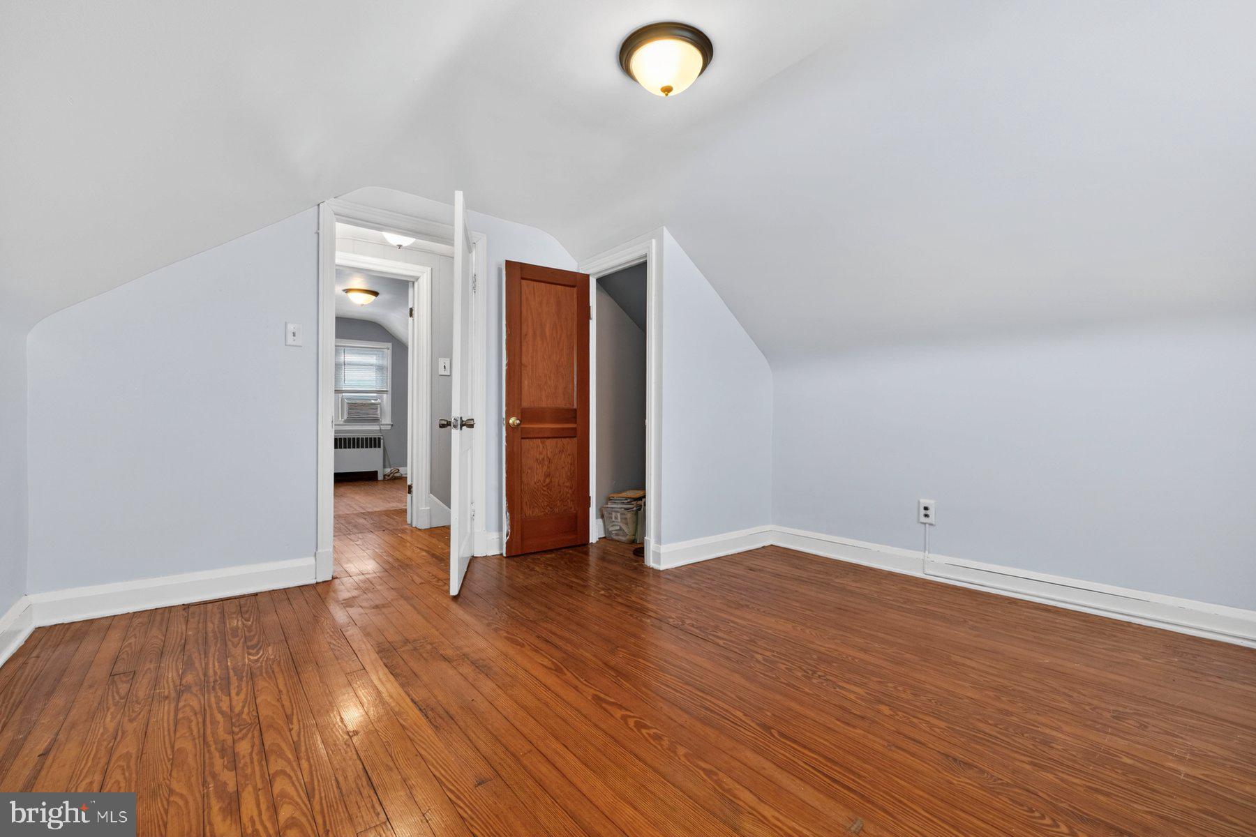 ROSEDALE - Residential