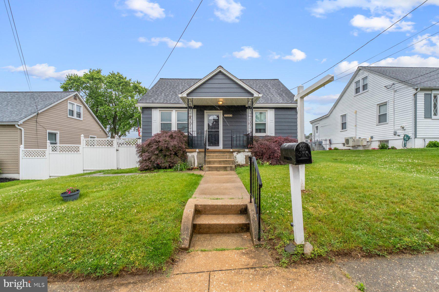 ROSEDALE - Residential