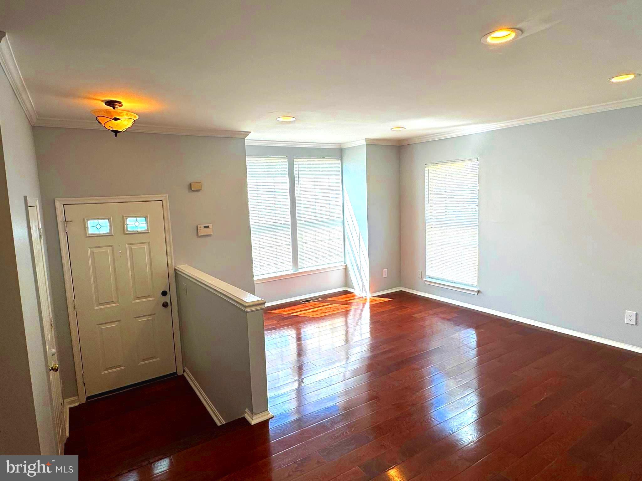410 PINNACLE DRIVE