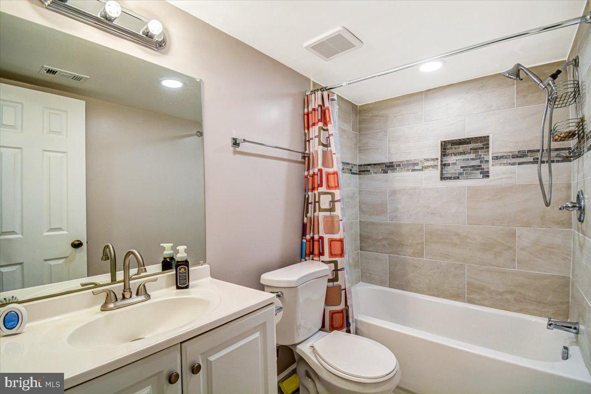 POINTER RIDGE - Residential Lease