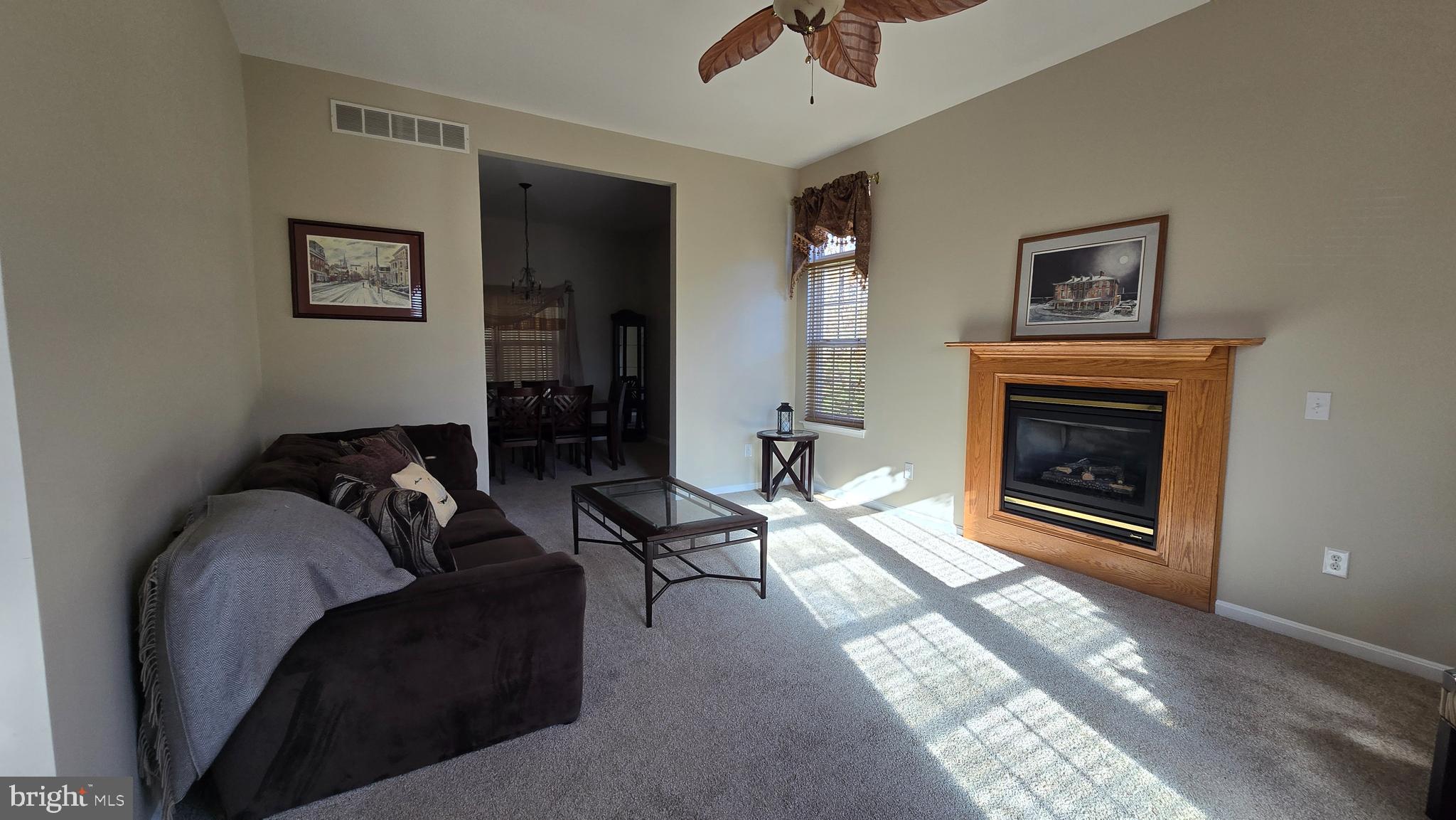 KNOTTS LANDING - Residential