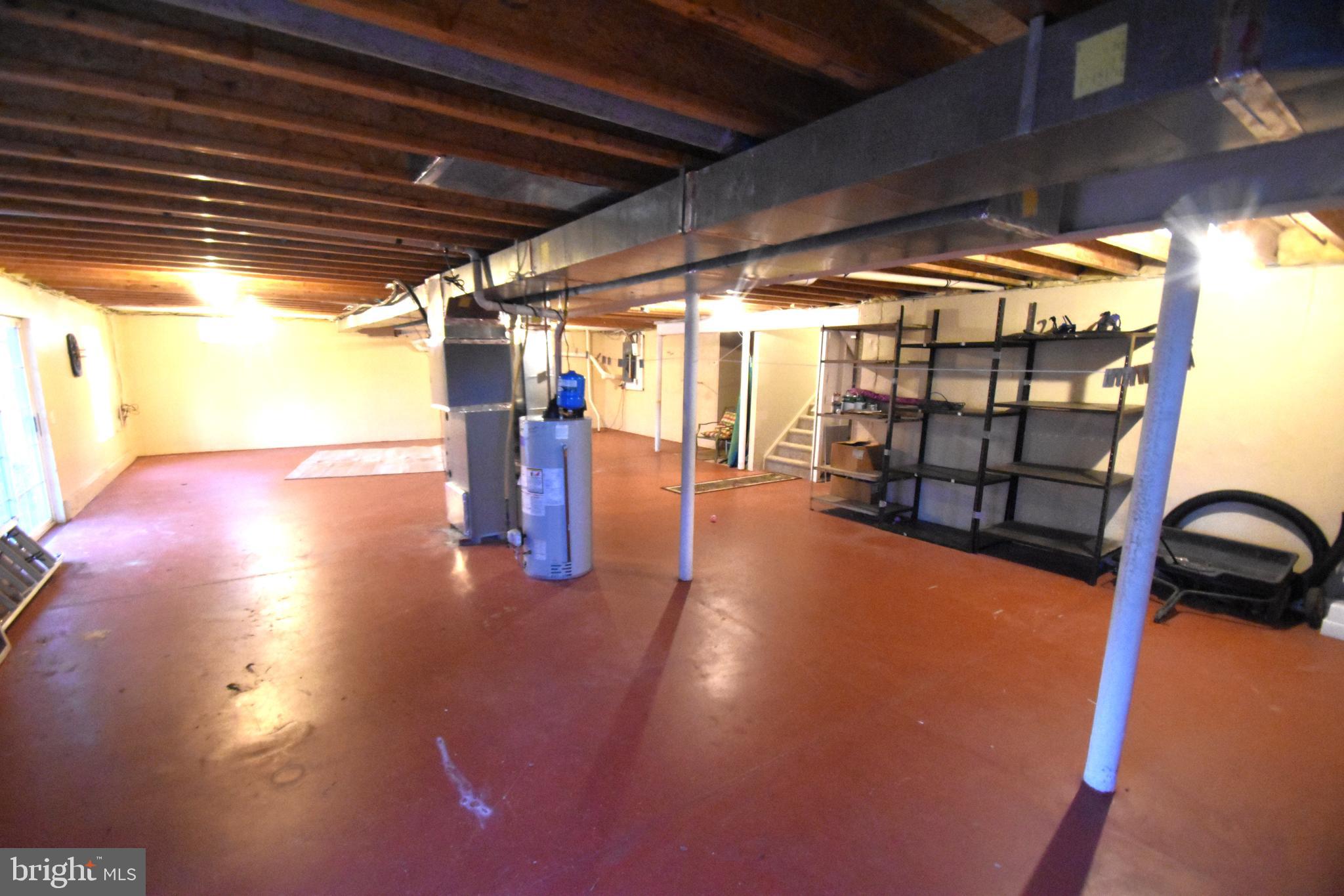 KNOTTS LANDING - Residential