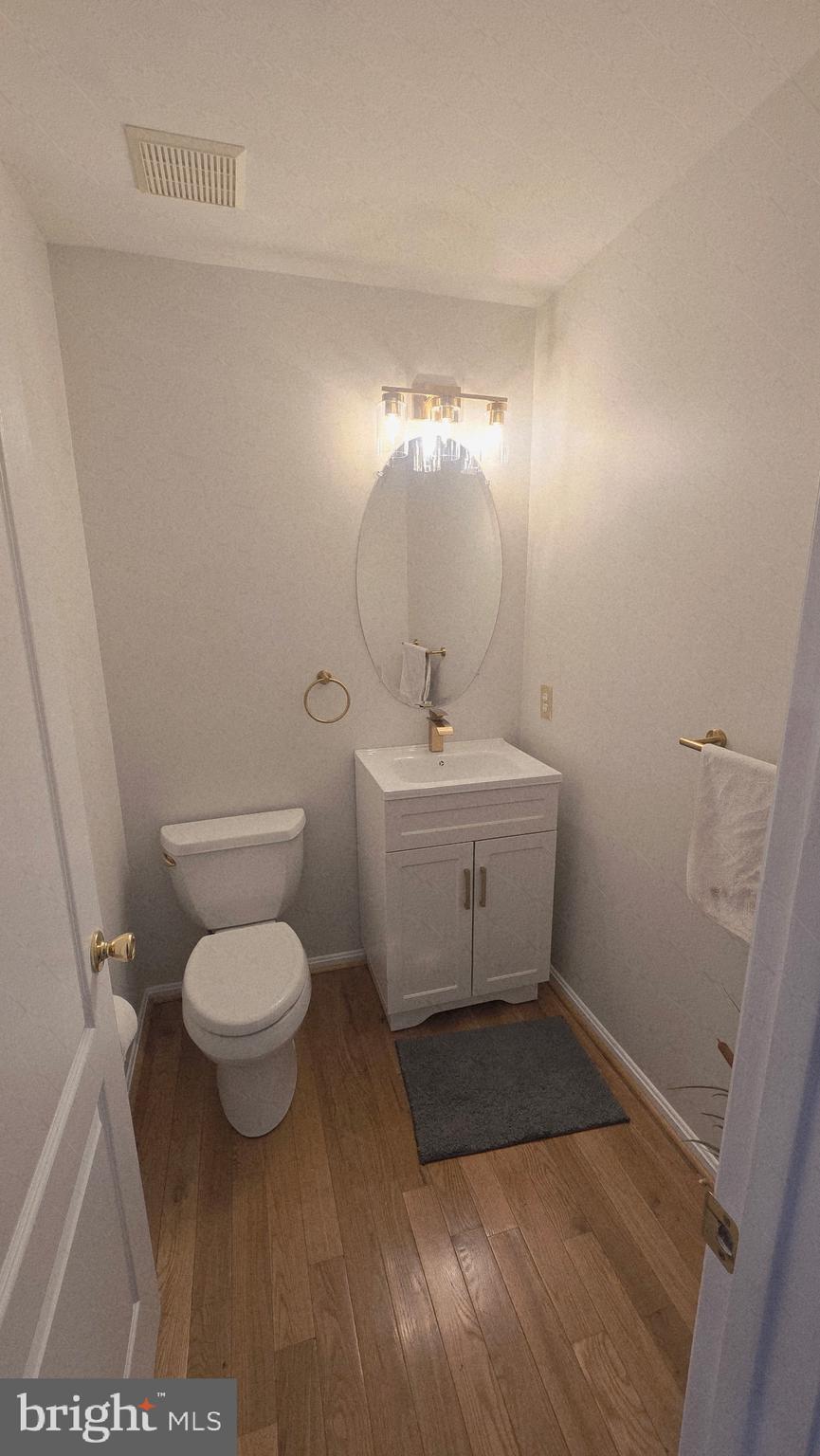 KNOTTS LANDING - Residential