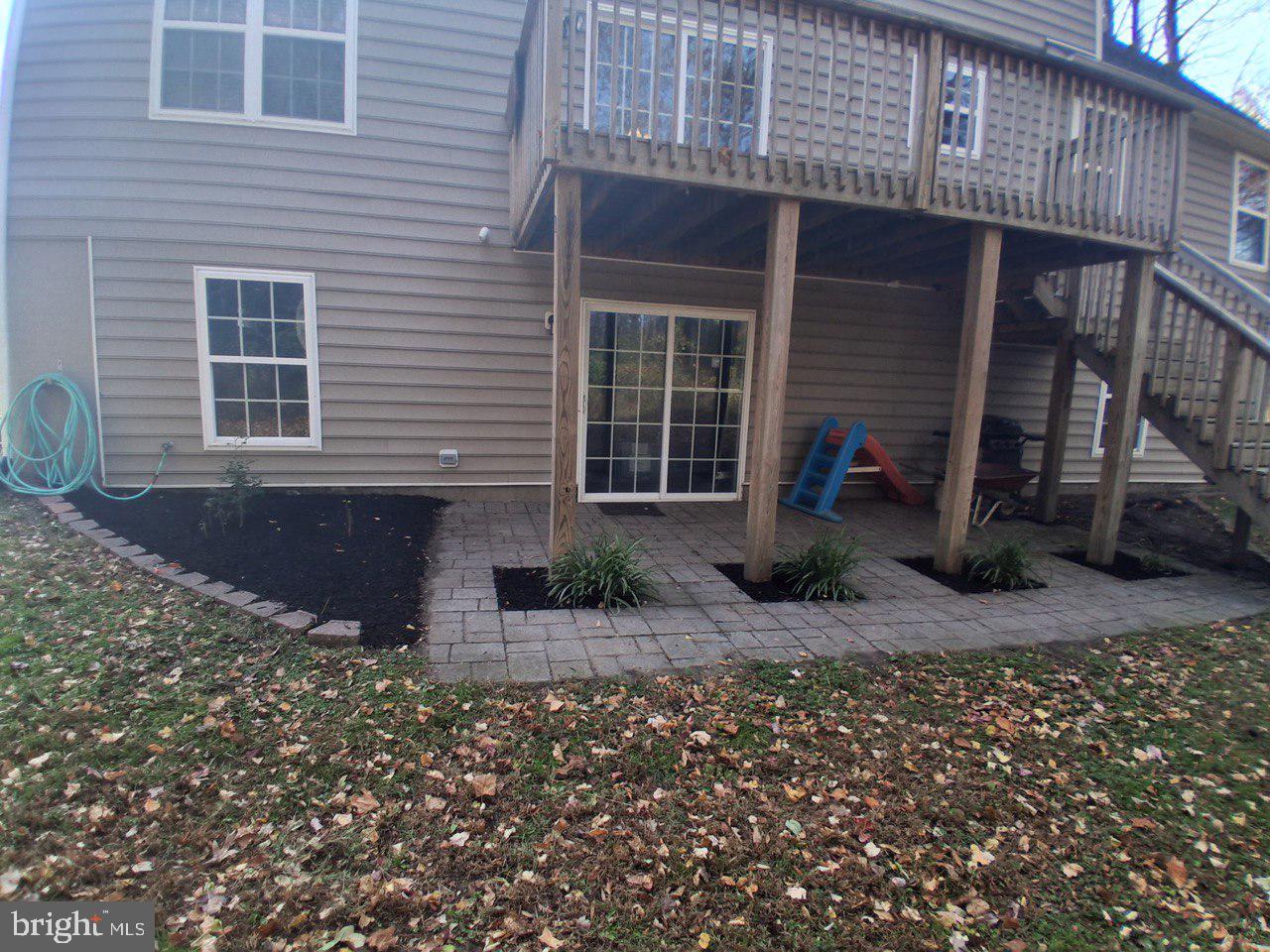 KNOTTS LANDING - Residential