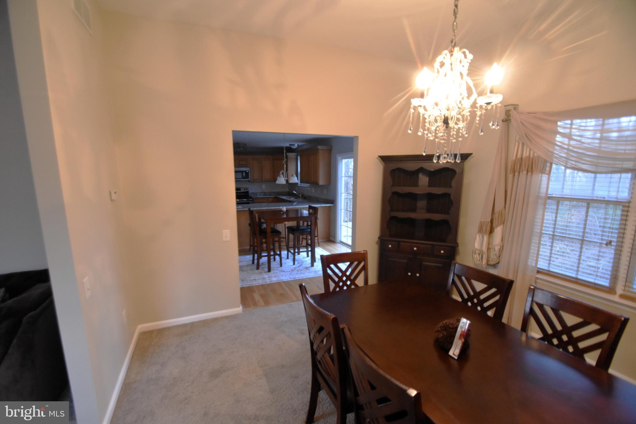 KNOTTS LANDING - Residential